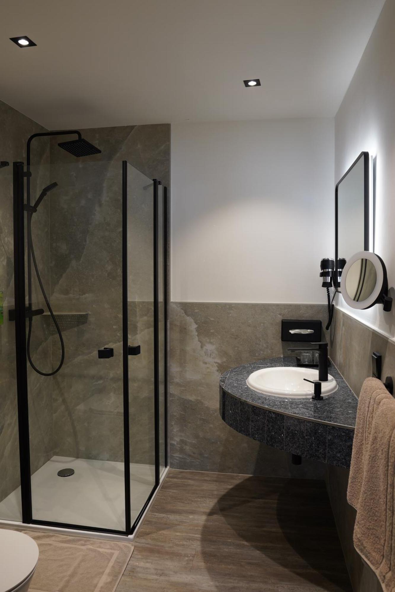 Hotel Heideparadies Зольтау Экстерьер фото